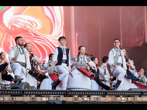 Ansamblul Dor Transilvan  la  Untold 2025