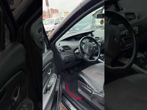 фото renault grand scenic iii 0