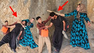 Suffocation in Silence: Is Nargess leading the imprisoned Mohammad to his death