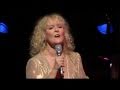 Regardez "Petula Clark - Chariot (Live Olympia)" sur YouTube