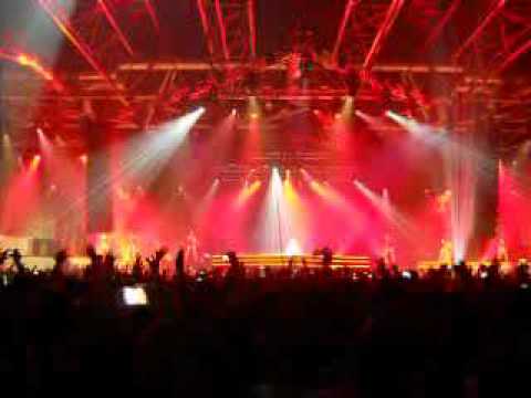 Armin Only 2010 - Southern Sun + Not Giving Up On Love (Dash Berlin 4am Remix)