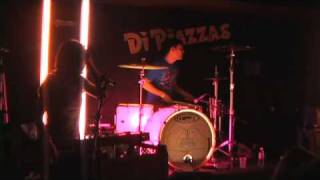 Teen Hearts "All For Nothing" (Live at DiPiazza's 2.08.09)