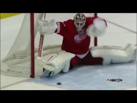 Jonas Gustavsson denies Patrick Kane with late toe save