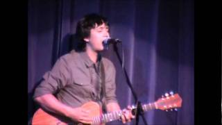 Simon Lynge - Love comes back to you - East Grinstead 19 June