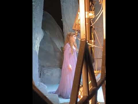 Ekaterina Morozova; "Mladosti své pozbavena"; Rusalka - Dvořák
