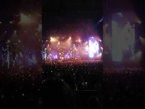 Lil kleine alleen tour