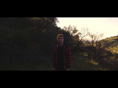 BRAHMA - ASÓMATE Y GRITA (VIDEOCLIP)