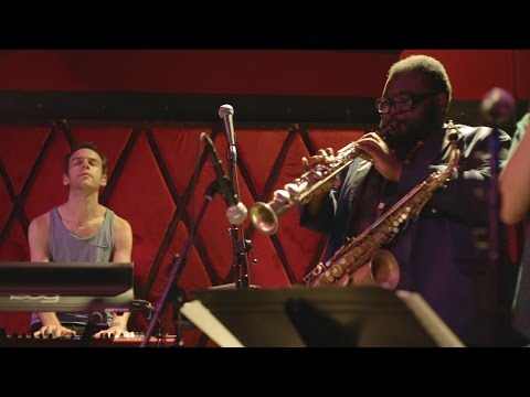 Jesse Fischer - Lily's Lullaby (feat. Godwin Louis)