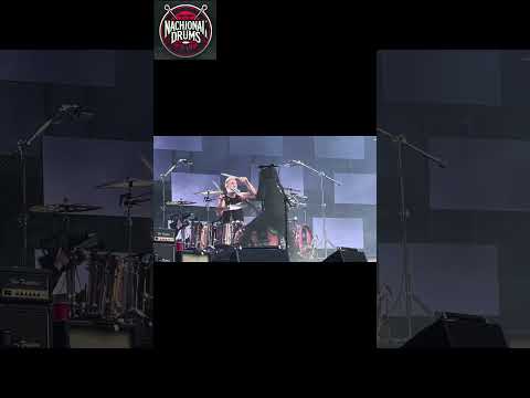 Dave Grohl réagit au licenciement de Josh Freese des Foo Fighters : « Ce n’était pas personnel »