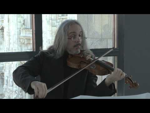 Divertimento Ensemble - Luciano Berio - Sequenza VIII per violino