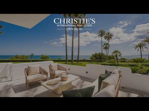Refined beachfront living in Alcazaba Beach, Estepona