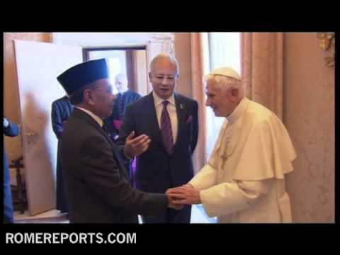 Malasia, otro país musulmán que establece relaciones diplomáticas con el Vaticano