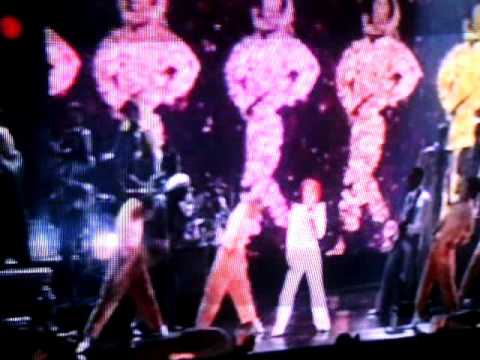 Lady Gaga tributo al Gran David Bowie 15/02/16