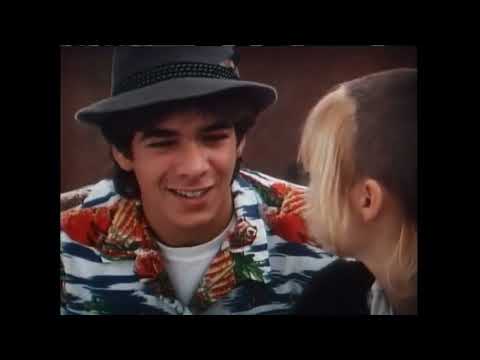 Degrassi Junior High - 3x10 “Twenty Bucks”