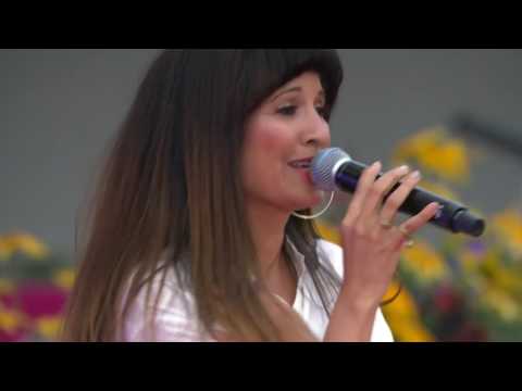 Jennifer Brown - In i himlen - Sommarkrysset (TV4)