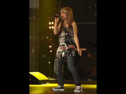 Anna Abreu Nothing Compares to you