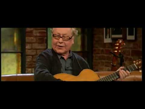 Paul Brady on Bob Dylan learning to play 'The Lakes of Pontchartrain' in 1984