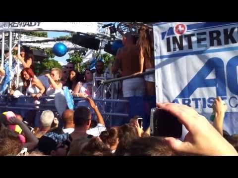 Immersion à la street parade 2013 à Zürich