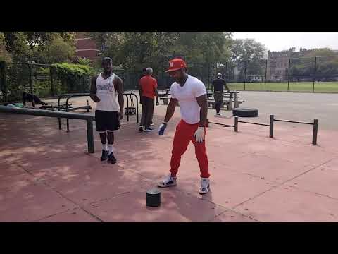 "My worm up b4 my workouts errday".. #AAARRGHHHH #nomeat #noweights #nopills #noshakes