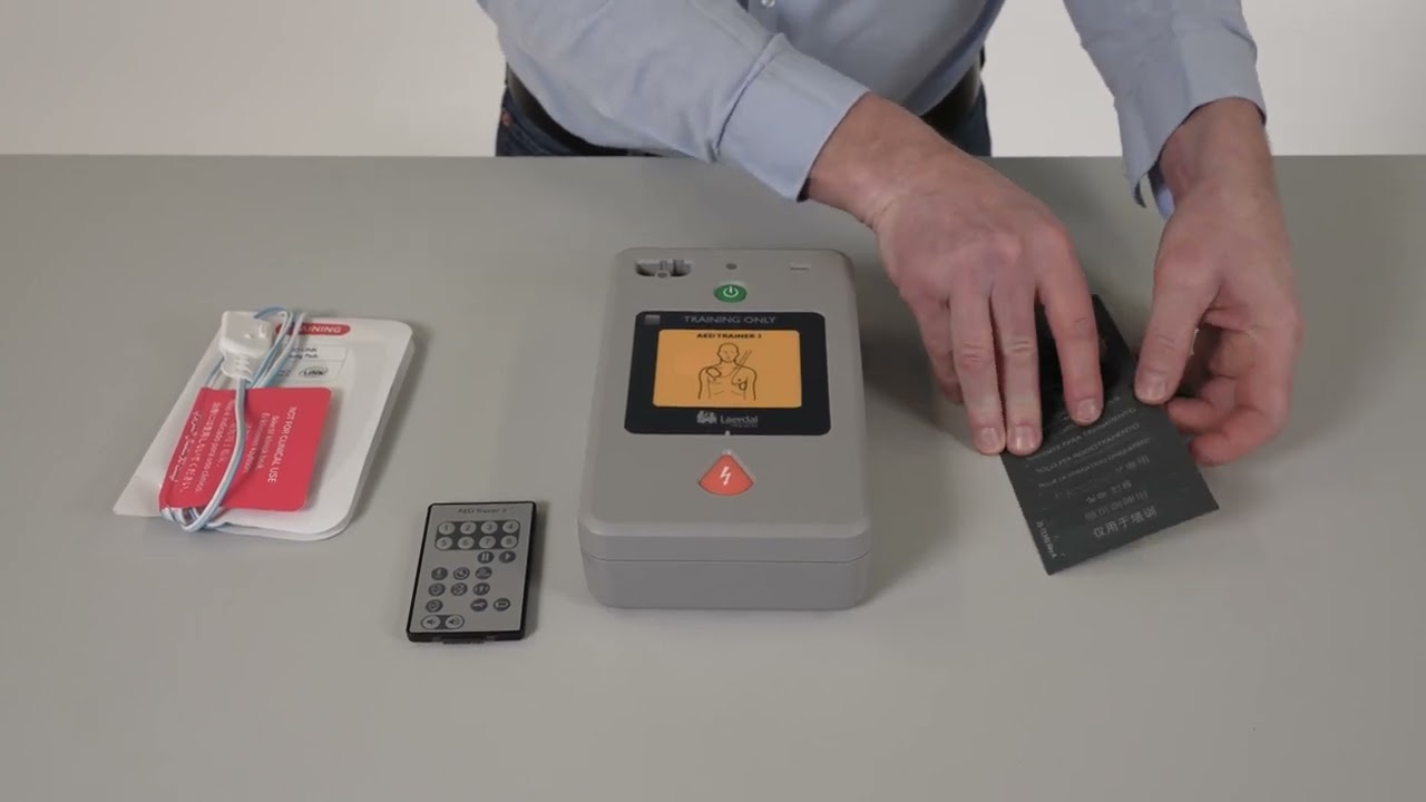 Vidéo Défibrillateur de formation AED Trainer 3 Laerdal