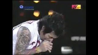 Download lagu Sant Loco - Terapi Energi ( Live At MTV Staying Alive 2008 ) @GlobalTv mp3