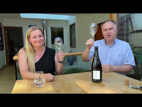The Friday Bubble- Henriot L'inattendue 2016 with Essi Avellan and Nick Baker