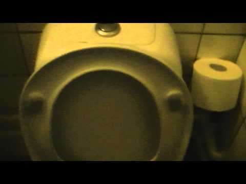 MongoTV_204 - John Knækker Sidste Smøger Og Skyller Ud Toilet