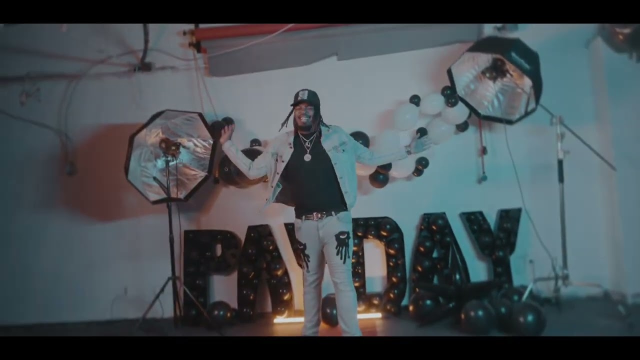 Still from the PAPARAZZI video
