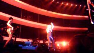 Ilse DeLange - Livin&#39; On Love LIVE in het Gelredome