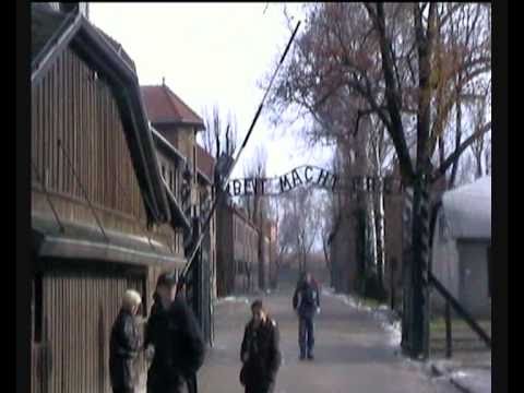 DA COLOBRARO AD AUSCHWITZ (POLONIA): SULLE ORME DEL PASSATO.