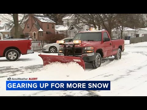 North suburban Chicago clean up from lake-effect snow