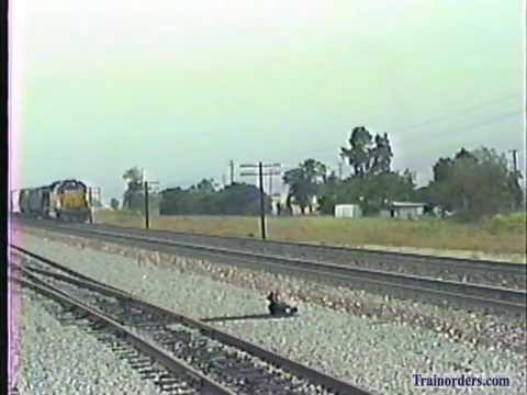Classic Railroad Series 01 - UP, ATSF and CNW at Verdemont, CA. May 15, 1994.