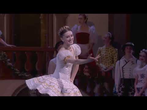 Marianela Núñez - Coppelia Variation