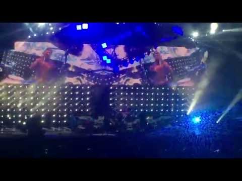 Blink-182 (w/ BYOS) - Kings Of The Weekend (8/16/2016)