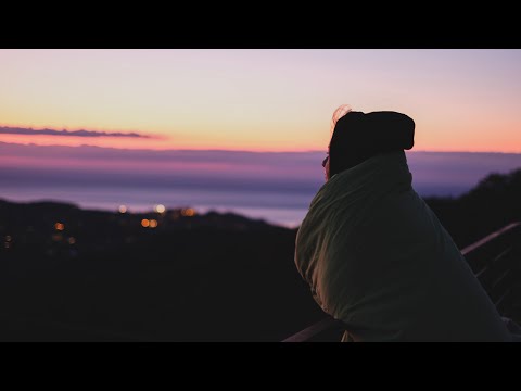 Gina Livia - sex on fire (lyric video)