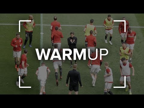 Blades warm-up at the KCOM