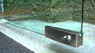 Bisagras RYOBI y Herrajes HERRALUM instalados en IPADE Sede Guadalajara