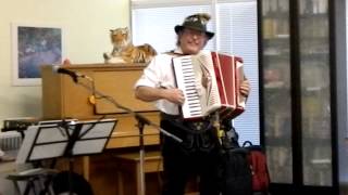 Music Grams Seniors Entertainment - \