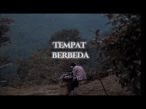 Rizakey Tempat Berbeda new version ( video lirik )