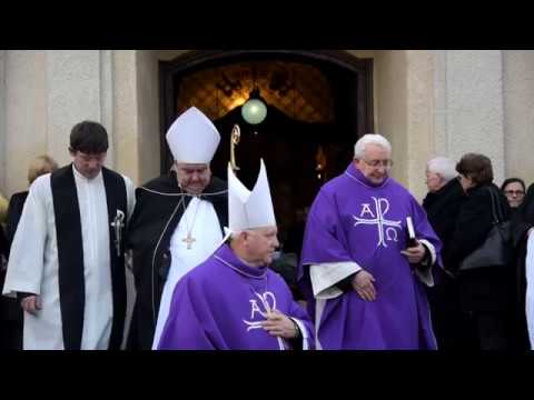 Utolsó földi útjára kísérték Kovács Sándor főesperes-plébánost