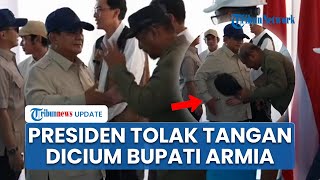 Momen Prabowo Tolak Tangannya Dicium Bupati Aceh Tamiang, RI 1 Malah Langsung Rangkul Armia Fahmi