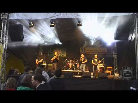 Z Ničeho Nic - Z Ničeho Nic - Kavárna