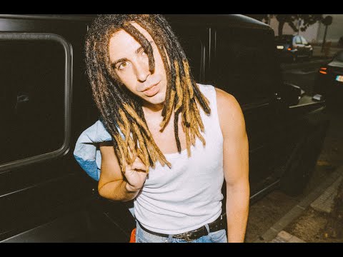 Miki Martz - Baguette Freestyle I (Video Oficial)