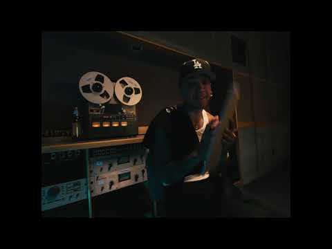 Devour - Kinfolc$ [Official Music Video]