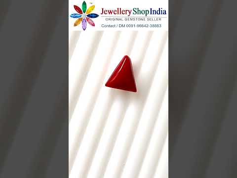 Product video thumbnail
