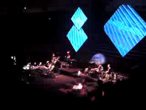 Final Jam from Brian Eno's 'Pure Scenius' concerts at the Sydney Opera House - June 14, 2009