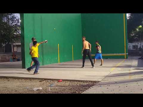 Chayote y Toby vs Goliat y poyo