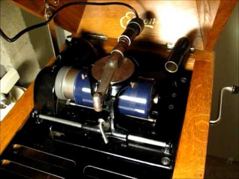 DERBY DAY IN DIXIE by Elaine Gordon BA3542