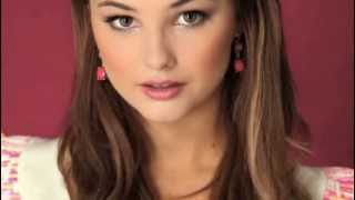 Stefanie Scott