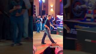 Download lagu Grand Entry for #salmankhan At Sports Event 😍 #trendingshorts #ytshorts #shorts mp3 Download lagu Grand Entry for #salmankhan At Sports Event 😍 #trendingshorts #ytshorts #shorts mp3